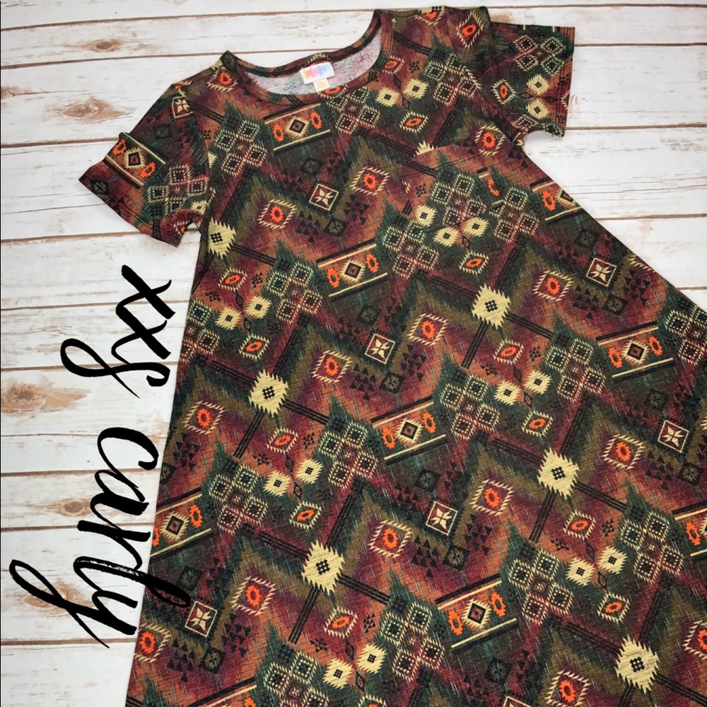NWT XXS LuLaRoe Carly (runs 1-2 Sizes big)